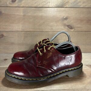 dr martens womens size 8 shoes cherry red lace up comfort causal walking oxfords